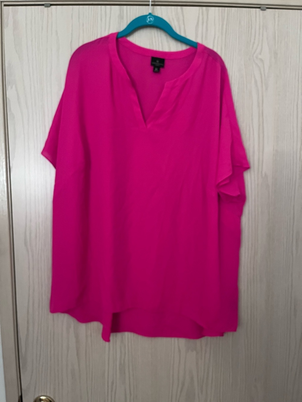 Worthington Hot Pink Split V-Neck Tunic